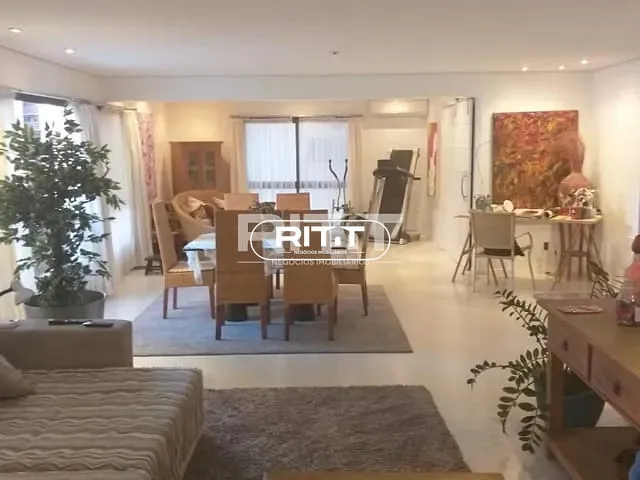 Apartamento com 235m² 5 quartos e 1 banheiro, à venda, no bairro Cambuí em Campinas