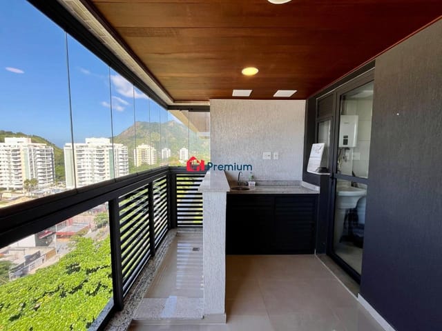 Apartamento 2 quartos e 2 banheiros, à venda, no bairro Recreio dos Bandeirantes em Rio de Janeiro