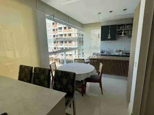 Apartamento com 230m² 3 quartos e 4 banheiros, à venda, no bairro centro  em Itapema