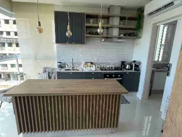 Apartamento com 230m² 3 quartos e 4 banheiros, à venda, no bairro centro  em Itapema