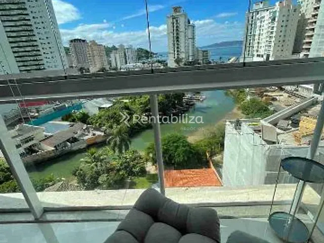 Apartamento com 230m² 3 quartos e 4 banheiros, à venda, no bairro centro  em Itapema