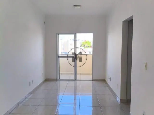 Apartamento 2 quartos e 2 banheiros, para alugar, no bairro Residencial Village Santana em Guaratinguetá