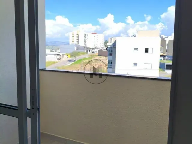 Apartamento 2 quartos e 2 banheiros, para alugar, no bairro Residencial Village Santana em Guaratinguetá