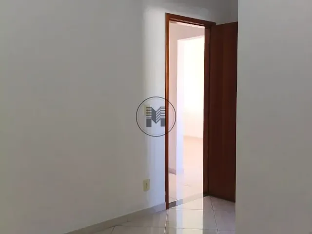 Apartamento 2 quartos e 2 banheiros, para alugar, no bairro Residencial Village Santana em Guaratinguetá