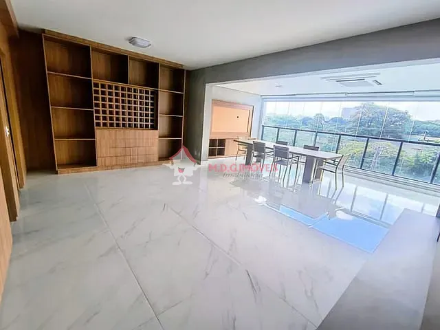 Apartamento com 243m² 3 quartos e 5 banheiros, à venda ou para alugar, no bairro Indianópolis em São Paulo