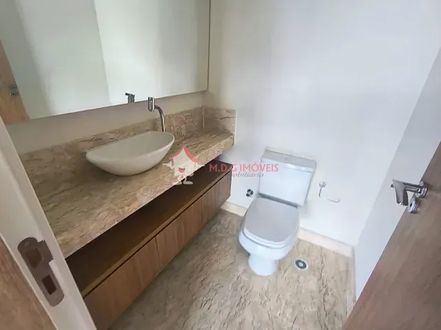 Apartamento com 243m² 3 quartos e 5 banheiros, à venda ou para alugar, no bairro Indianópolis em São Paulo
