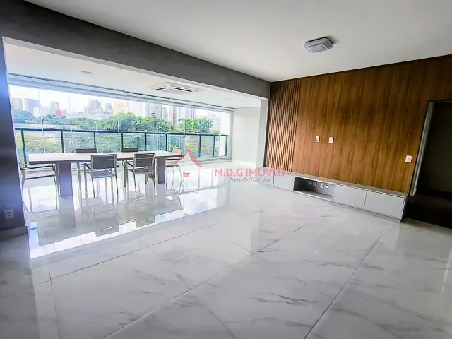 Apartamento com 243m² 3 quartos e 5 banheiros, à venda ou para alugar, no bairro Indianópolis em São Paulo