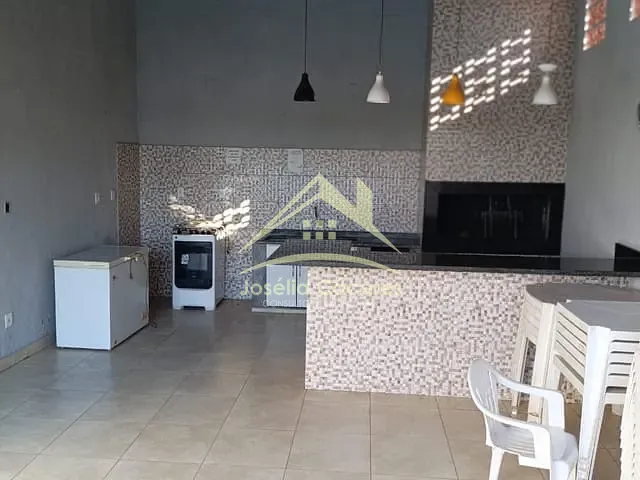 Apartamento 2 quartos e 1 banheiro, à venda, no bairro Cidade Alta em Cuiabá
