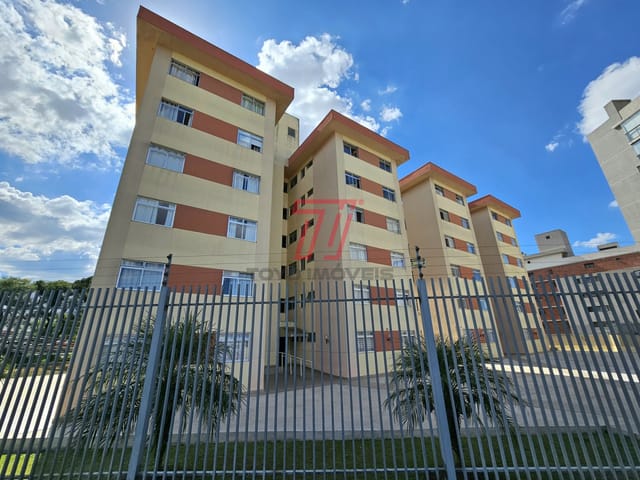 Apartamento 3 quartos e 1 banheiro, para alugar, no bairro Novo Mundo em Curitiba