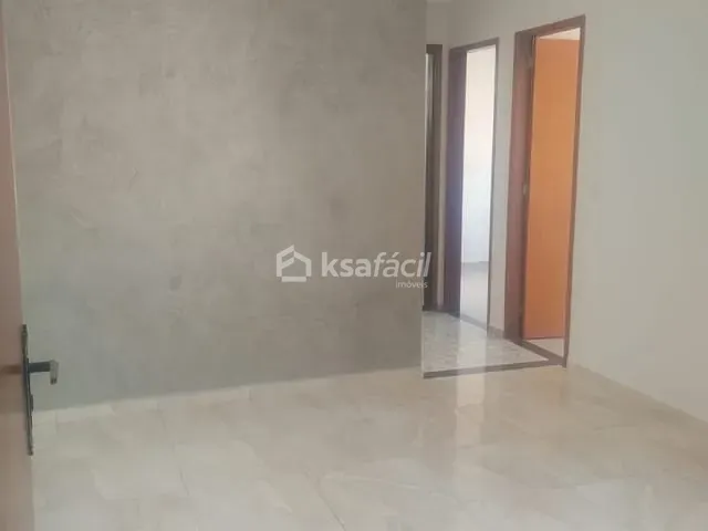 Apartamento 2 quartos e 1 banheiro, à venda, no bairro Jardim Centenário em Campo Grande