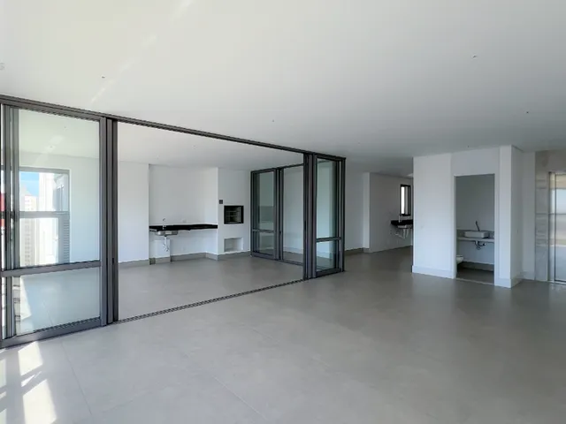 Apartamento com 181m² 3 quartos e 5 banheiros, à venda, no bairro Gleba Palhano em Londrina