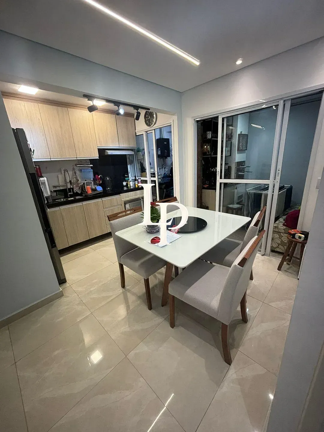 Apartamento, 2 quartos, 64 m² - Foto 2