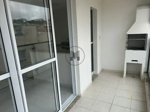 Apartamento 2 quartos e 3 banheiros, para alugar, no bairro Residencial Village Santana em Guaratinguetá