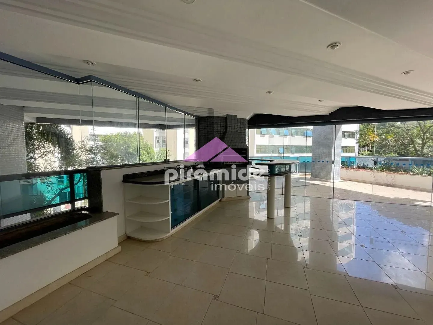Apartamento, 4 quartos, 337 m² - Foto 1