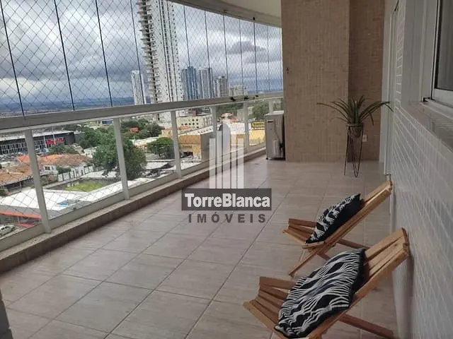 Apartamento com 229m² 3 quartos e 4 banheiros, à venda, no bairro Estrela em Ponta Grossa