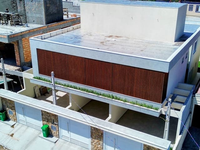 Casa 3 quartos e 3 banheiros, à venda, no bairro Ingleses do Rio Vermelho em Florianópolis