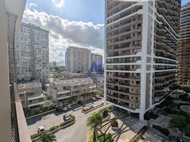 Apartamento com 110m² 2 quartos e 2 banheiros, para alugar, no bairro Barra da Tijuca em Rio de Janeiro