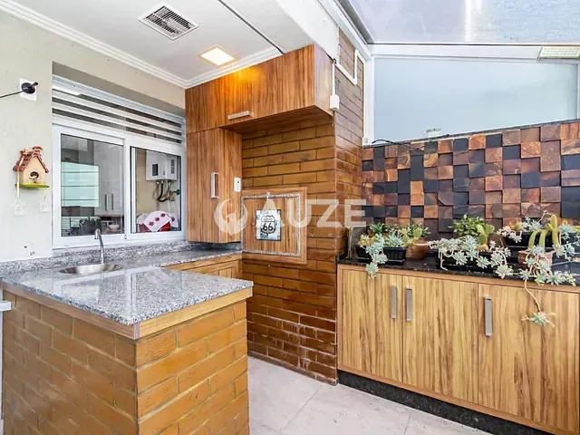 Apartamento com 89m² 2 quartos e 2 banheiros, à venda, no bairro Cristo Rei em Curitiba
