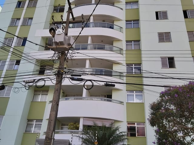 Foto do Apartamento - Ed. Bertipaglia - Apartamento com 3 quartos (1 suíte) à venda por R$ 350.000,00-  Vitória, Londrina, PR | Premier Imóveis