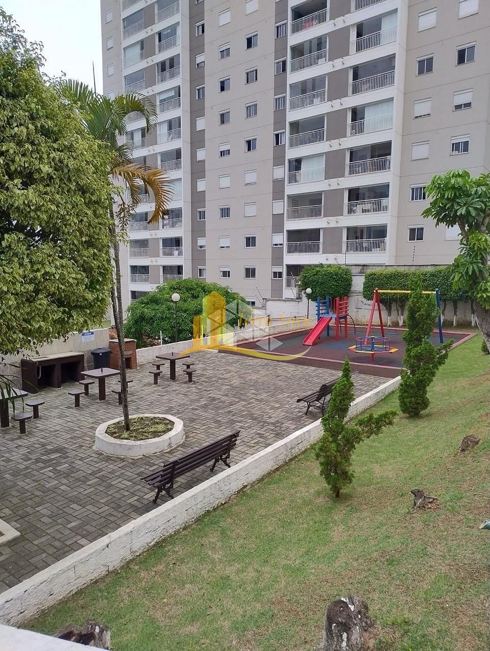 Apartamento à venda com 2 quartos, 57m² - Foto 1