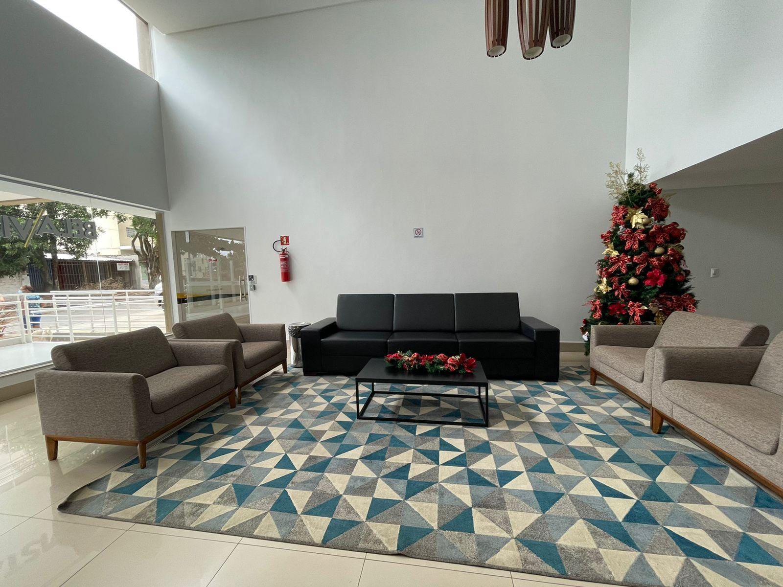 Apartamento à venda com 2 quartos, 62m² - Foto 20