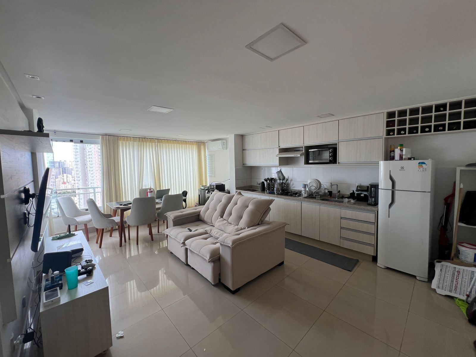 Apartamento à venda com 2 quartos, 62m² - Foto 3