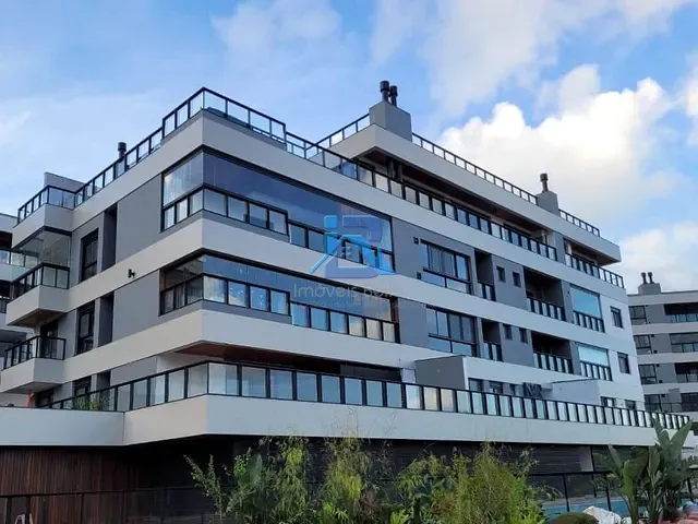 Apartamento 5 quartos e 5 banheiros, à venda, no bairro João Paulo em Florianópolis