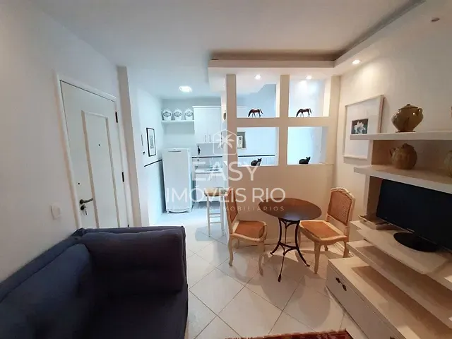 Apartamento com 36m² 1 quarto e 1 banheiro, para alugar, no bairro Leblon em Rio de Janeiro