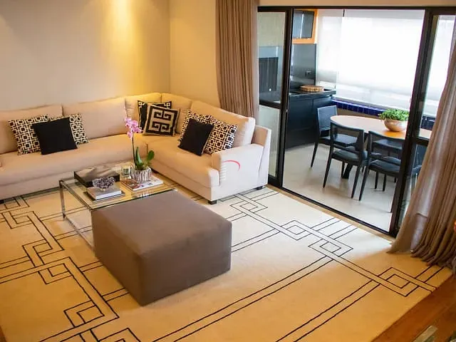 Apartamento com 247m² 3 quartos e 3 banheiros, à venda, no bairro Gleba Fazenda Palhano em Londrina