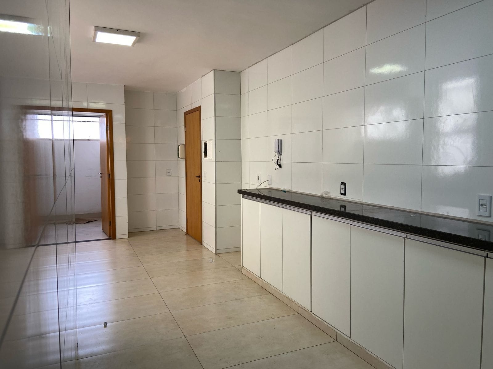 Apartamento à venda com 4 quartos, 160m² - Foto 10