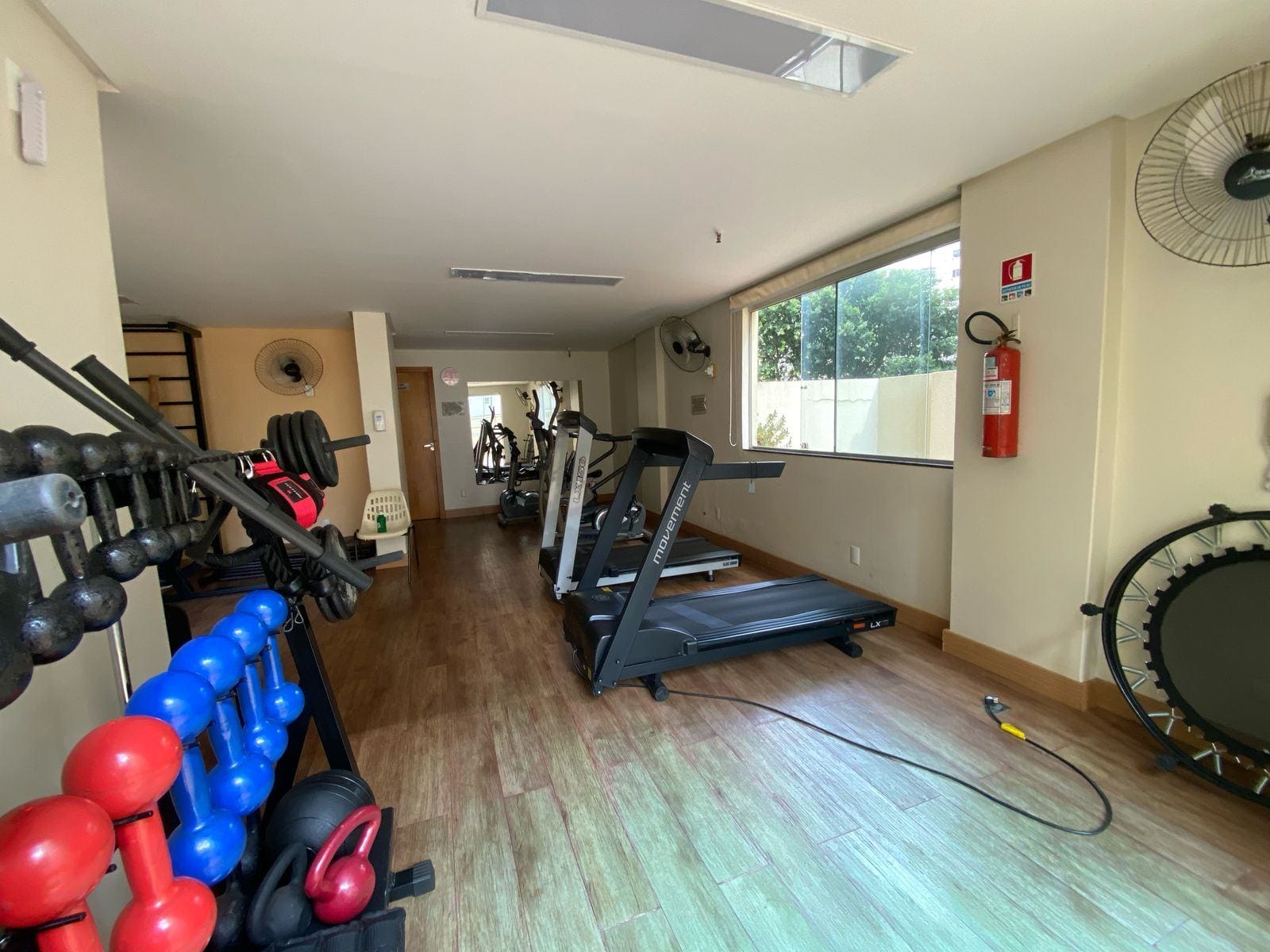 Apartamento à venda com 4 quartos, 160m² - Foto 5