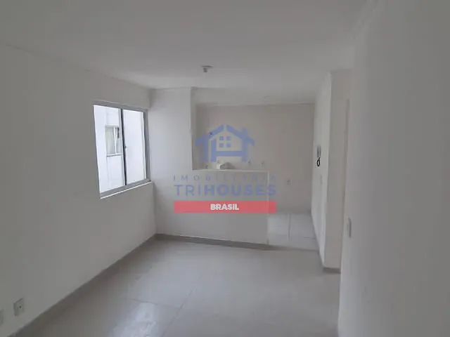 Apartamento 2 quartos e 1 banheiro, à venda, no bairro Jardim Itaqui em Campo Largo