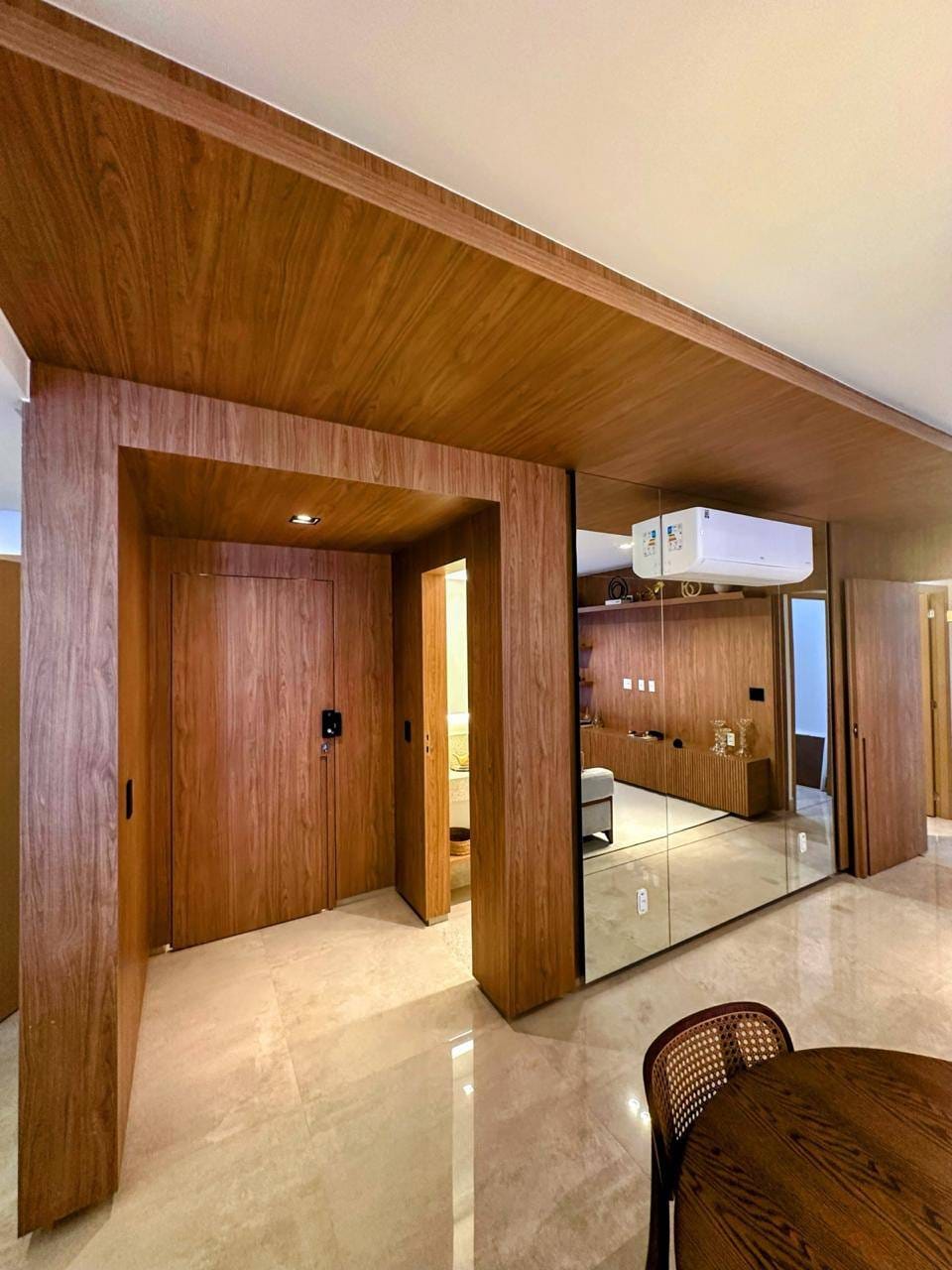 Apartamento à venda com 3 quartos, 114m² - Foto 7