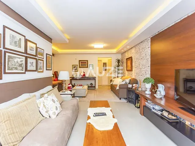 Apartamento com 213m² 4 quartos e 5 banheiros, à venda, no bairro Bigorrilho em Curitiba