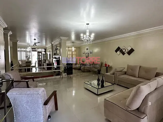 Casa 4 quartos e 3 banheiros, à venda, no bairro Jardim Vitória em Itabuna