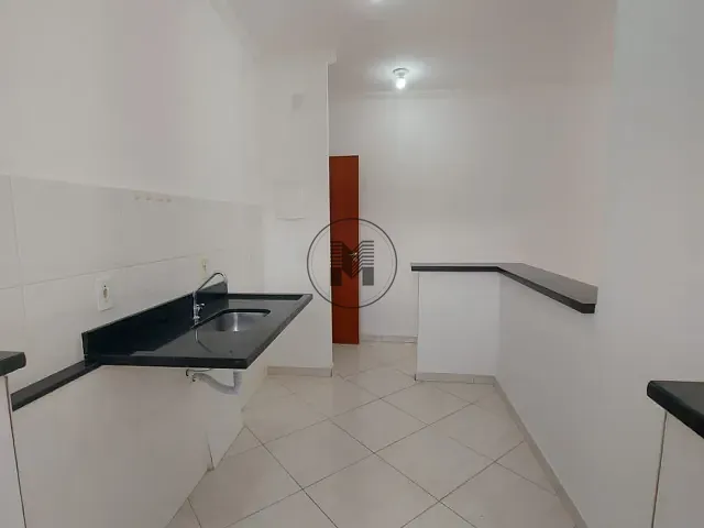 Apartamento 2 quartos e 2 banheiros, para alugar, no bairro Residencial Village Santana em Guaratinguetá