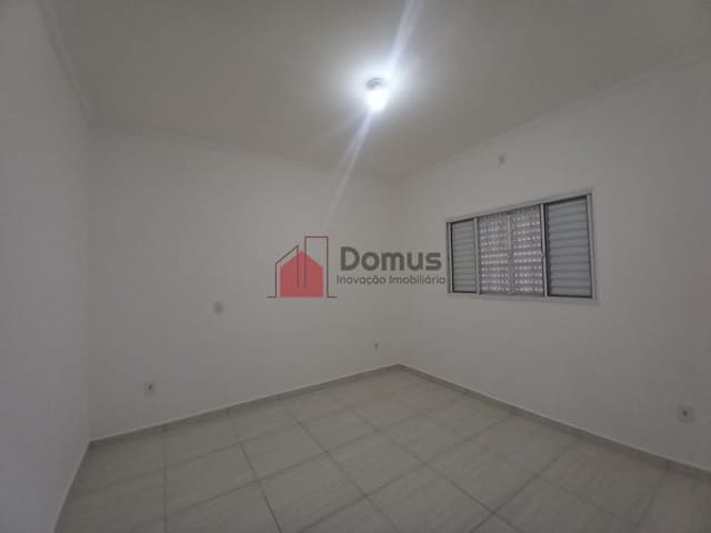 Apartamento 1 quarto e 1 banheiro, para alugar, no bairro Residencial Comercial Vila Verde em Pindamonhangaba