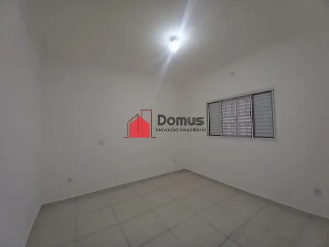Apartamento 1 quarto e 1 banheiro, para alugar, no bairro Residencial Comercial Vila Verde em Pindamonhangaba