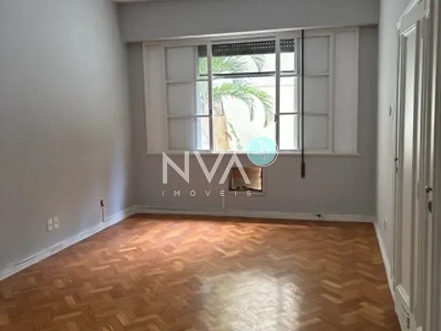 Apartamento com 215m² 3 quartos e 3 banheiros, à venda, no bairro Copacabana em Rio de Janeiro