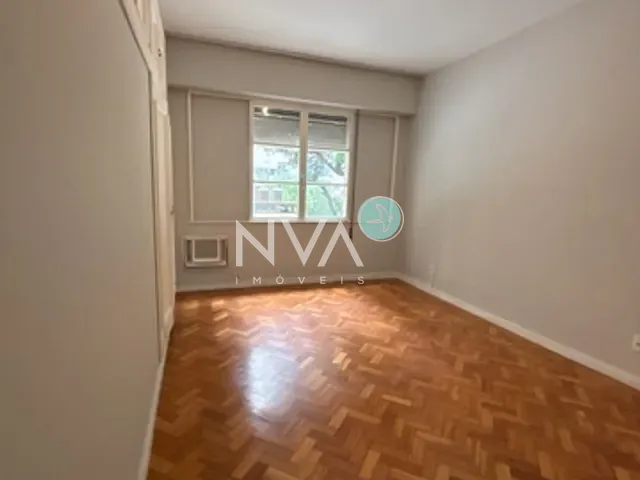 Apartamento com 215m² 3 quartos e 3 banheiros, à venda, no bairro Copacabana em Rio de Janeiro