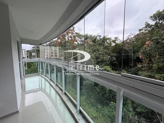 Apartamento 3 quartos e 2 banheiros, à venda, no bairro Camboinhas em Niterói