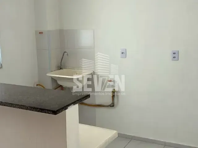 Apartamento com 42m² 2 quartos e 1 banheiro, à venda, no bairro Residencial Parque Granja Cecília B em Bauru