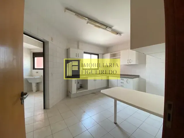 Apartamento com 215m² 3 quartos e 4 banheiros, para alugar, no bairro Vila Nossa Senhora da Paz em São José do Rio Preto