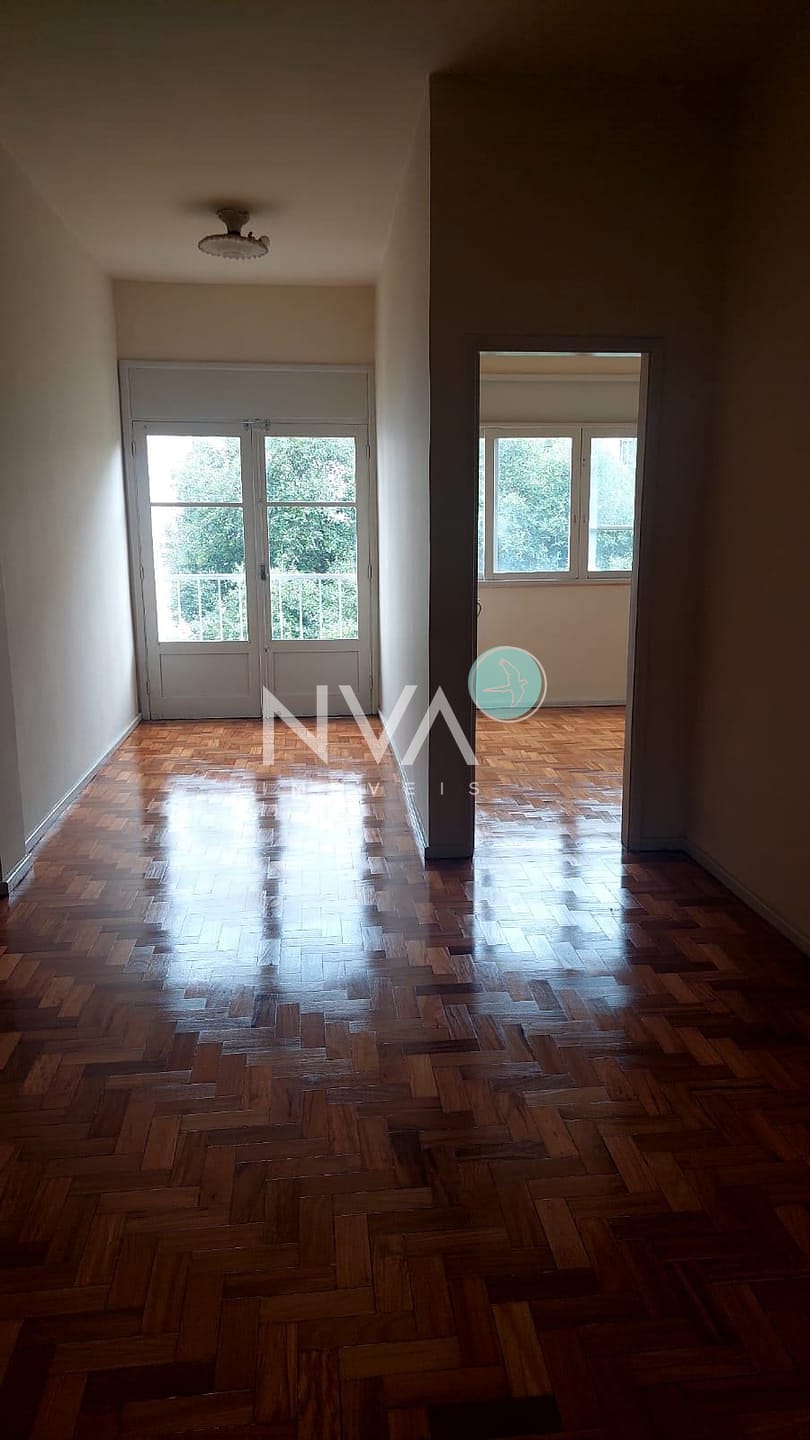 Apartamento para alugar com 3 quartos, 78m² - Foto 2