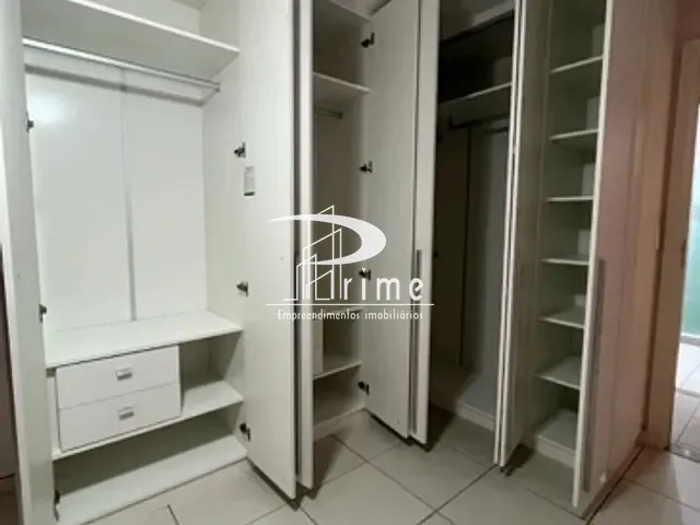 Apartamento 2 quartos e 1 banheiro, à venda, no bairro São Francisco em Niterói