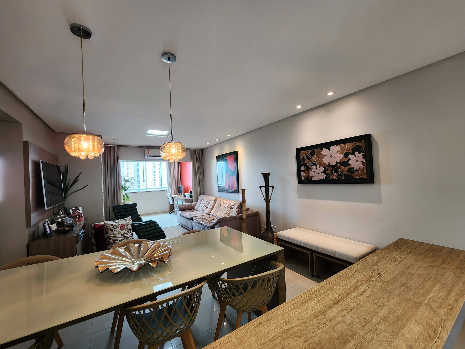 Apartamento à venda com 3 quartos, 94m² - Foto 3