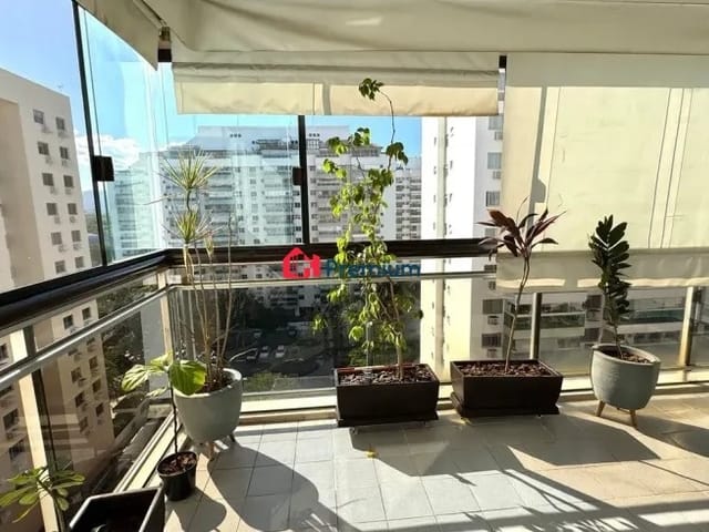 Apartamento 2 quartos e 3 banheiros, à venda, no bairro Jacarepaguá em Rio de Janeiro