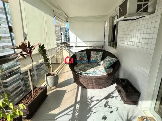 Apartamento 2 quartos e 3 banheiros, à venda, no bairro Jacarepaguá em Rio de Janeiro