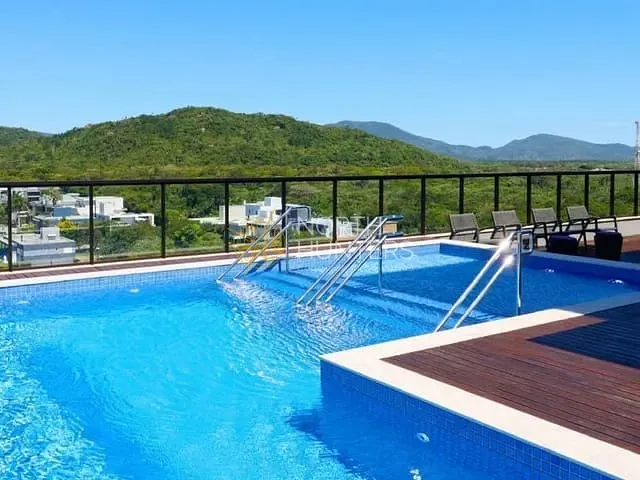 Apartamento com 130m² 2 quartos e 3 banheiros, à venda ou para alugar, no bairro Jurerê Internacional em Florianópolis