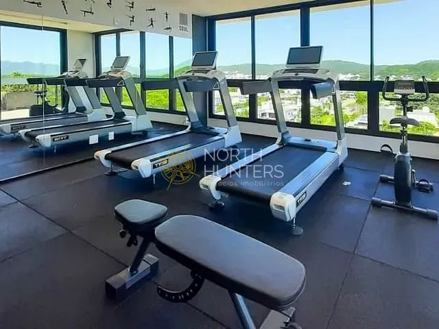 Apartamento com 130m² 2 quartos e 3 banheiros, à venda ou para alugar, no bairro Jurerê Internacional em Florianópolis